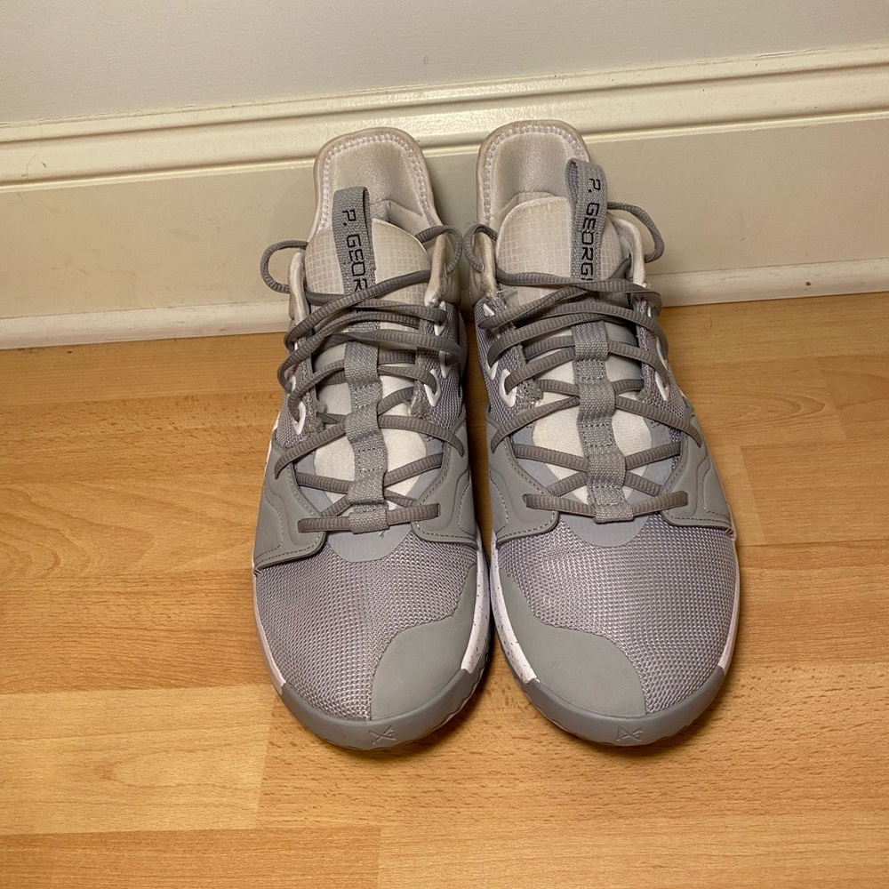 Used Paul George Basketball Shoes